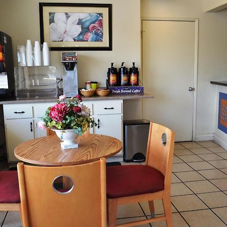Fresno Inn Extérieur photo