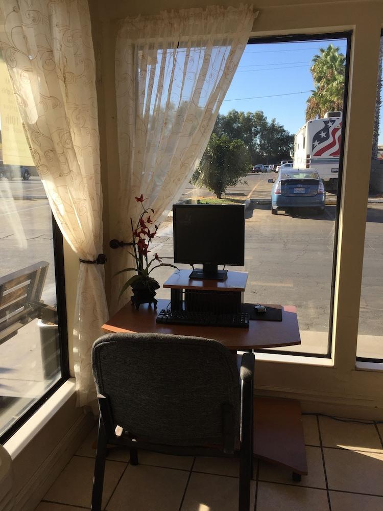 Fresno Inn Extérieur photo
